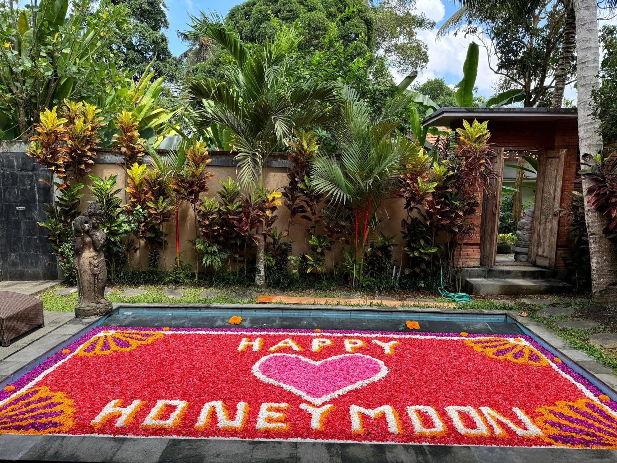 Ubud Suarga Private Pool Villa Exterior foto